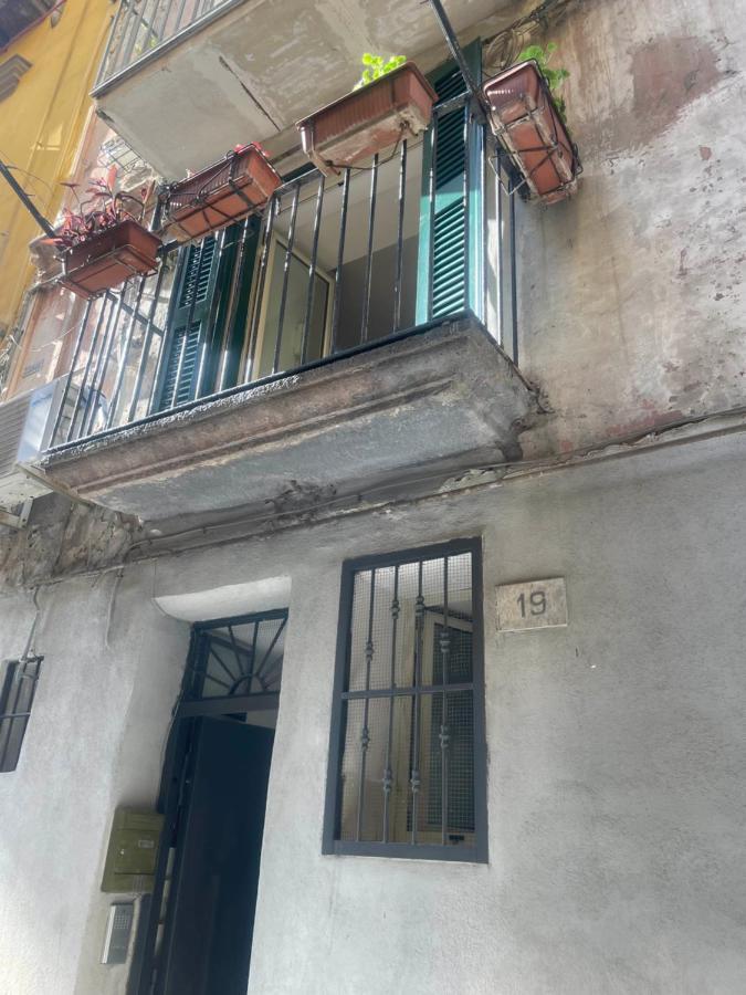 Le Suite Di Ginevra Naples Exterior photo