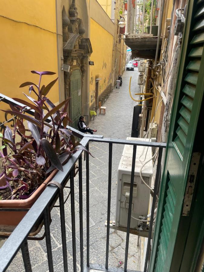 Le Suite Di Ginevra Naples Exterior photo