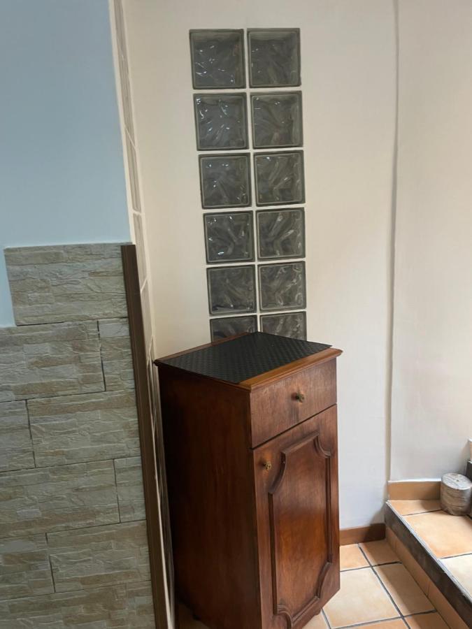 Le Suite Di Ginevra Naples Exterior photo